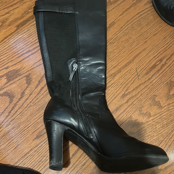Guess Black Boots Size 8 - Picture 2 of 5